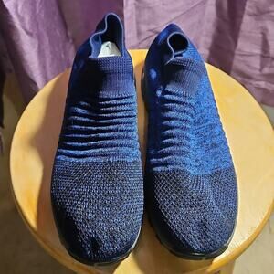Women's Blue Knit Slip-On Sneakers